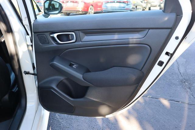 Photo of 2025 Platinum White Pearl Honda Civic Hybrid