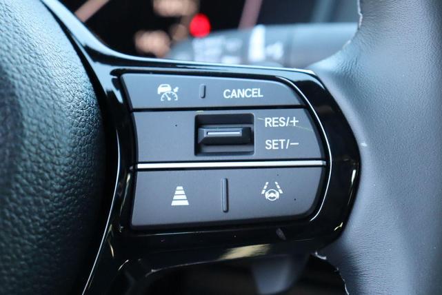 Photo of 2025 Platinum White Pearl Honda Civic Hybrid