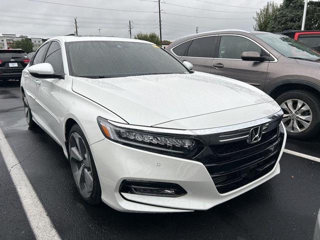 Photo of 2020 White Honda Accord