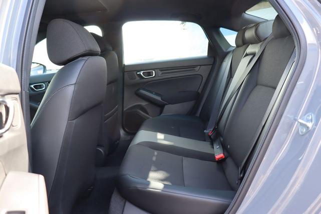 Photo of 2025 Urban Gray Pearl Honda Civic Hybrid