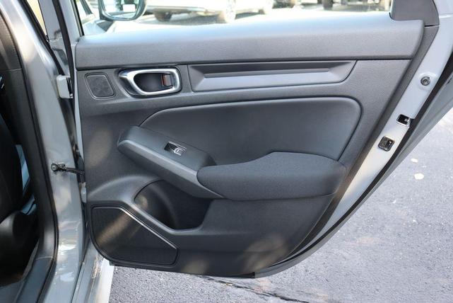 Photo of 2025 Urban Gray Pearl Honda Civic Hybrid