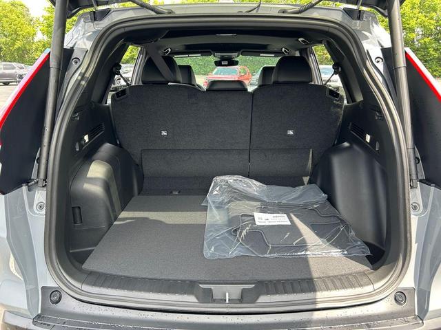 Photo of 2026 Urban Gray Pearl Honda CR-V Hybrid