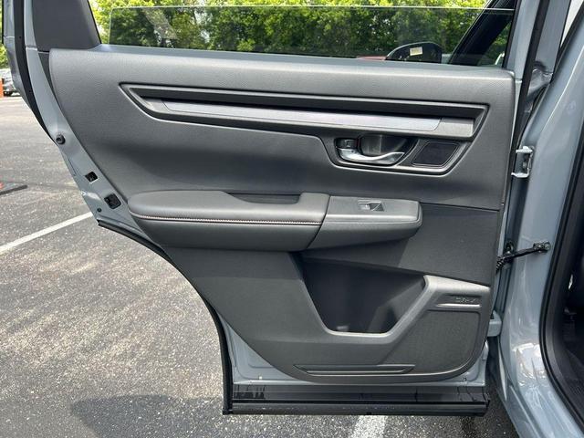 Photo of 2026 Urban Gray Pearl Honda CR-V Hybrid