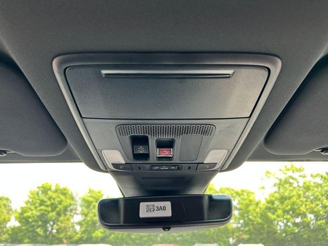 Photo of 2026 Urban Gray Pearl Honda CR-V Hybrid