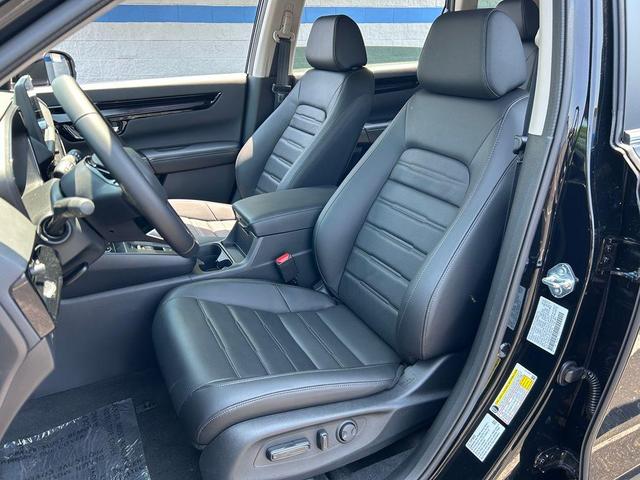 Photo of 2026 Crystal Black Pearl Honda CR-V
