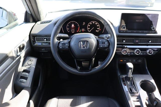 Photo of 2025 Urban Gray Pearl Honda Civic