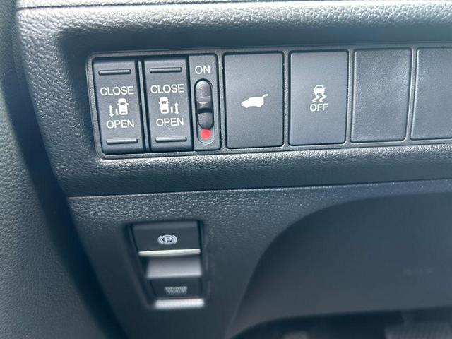 Photo of 2026 Crystal Black Pearl Honda Odyssey