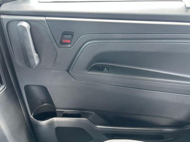 Photo of 2026 Crystal Black Pearl Honda Odyssey