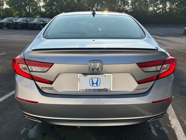 Photo of 2022 Silver Metallic Honda Accord