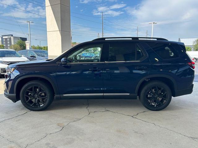 Photo of 2025 Obsidian Blue Pearl Honda Pilot