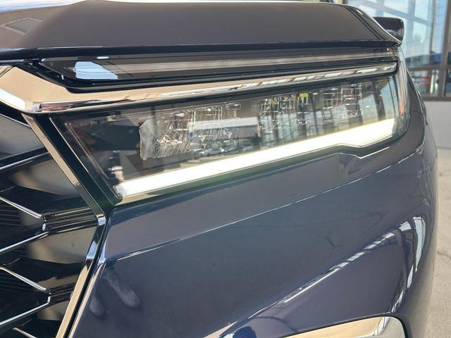 Photo of 2025 Obsidian Blue Pearl Honda Pilot