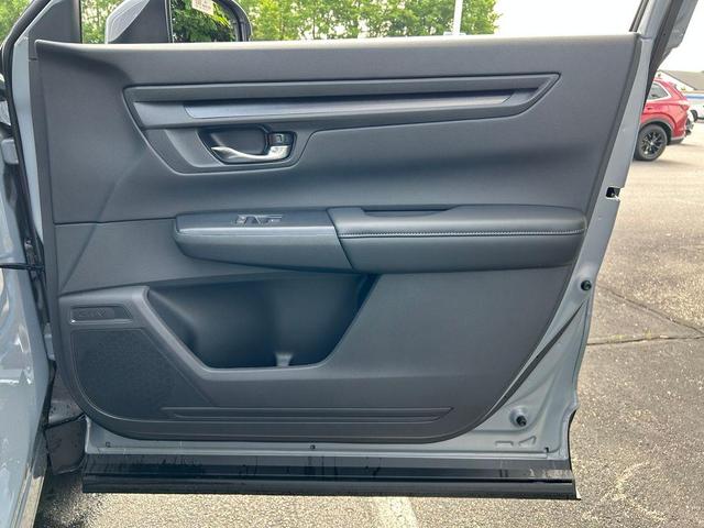 Photo of 2026 Urban Gray Pearl Honda CR-V