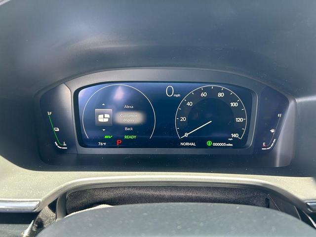 Photo of 2026 Platinum White Pearl Honda CR-V Hybrid