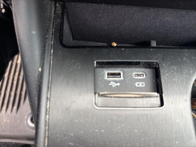 Photo of 2023 Iridium Lexus ES 350