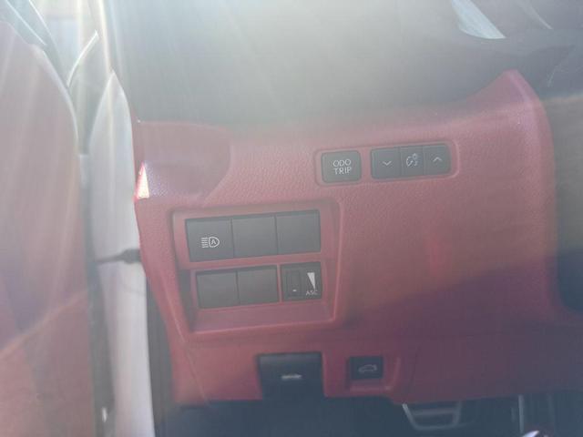 Photo of 2023 Ultra White Lexus IS 350