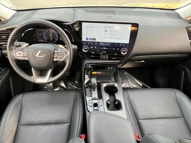 Photo of 2024 Atomic Silver Lexus NX 350