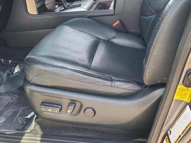 Photo of 2019 Gray Pearl Lexus GX 460