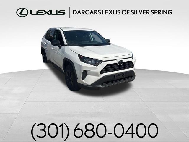 Photo of 2022 White Toyota RAV4