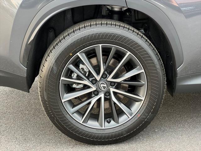 Photo of 2025 Cloudburst Gray Lexus NX 350h