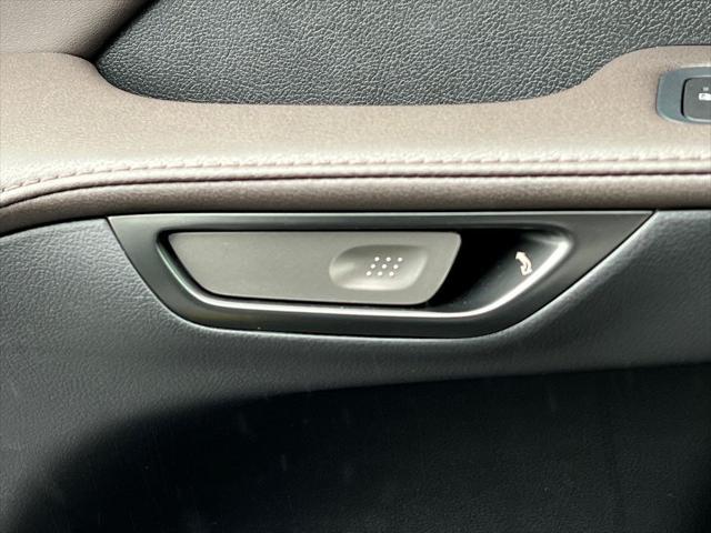 Photo of 2025 Green Pearl Lexus RX 350
