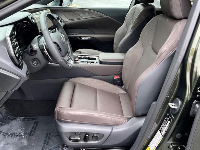 Photo of 2025 Green Pearl Lexus RX 350