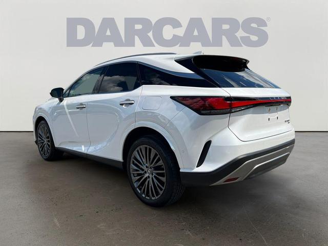 Photo of 2024 Eminent White Pearl Lexus RX 350