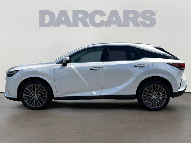 Photo of 2024 Eminent White Pearl Lexus RX 350