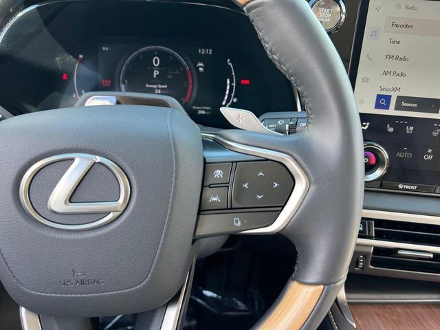 Photo of 2024 Eminent White Pearl Lexus RX 350