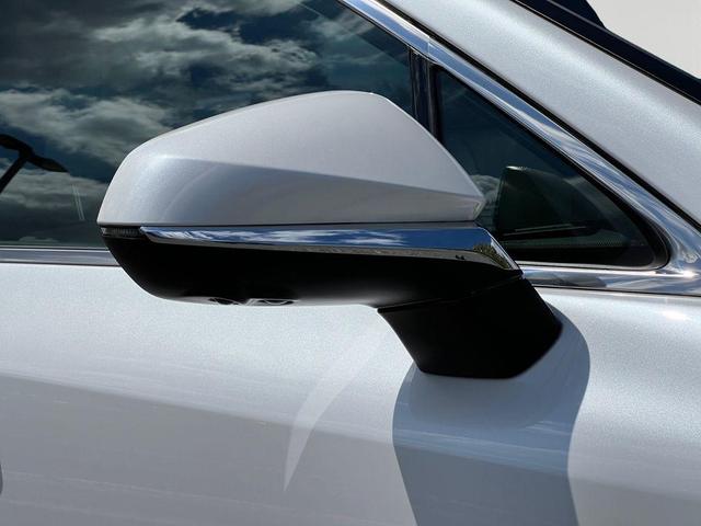 Photo of 2024 Eminent White Pearl Lexus RX 350