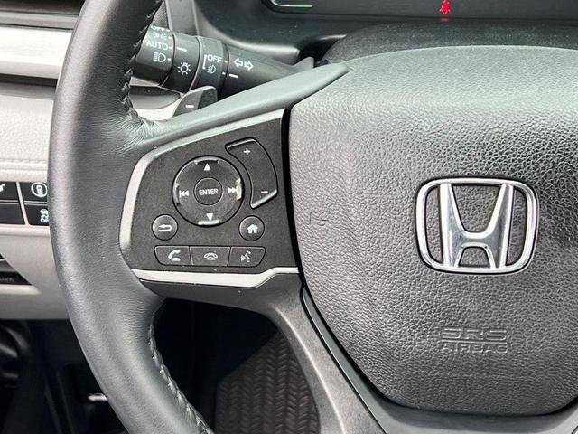 Photo of 2022 Crystal Black Pearl Honda Odyssey