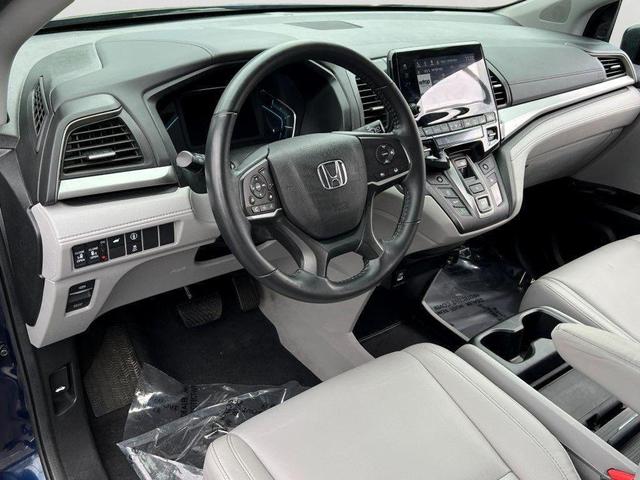 Photo of 2022 Crystal Black Pearl Honda Odyssey