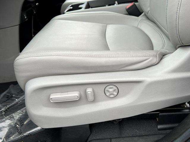 Photo of 2022 Crystal Black Pearl Honda Odyssey