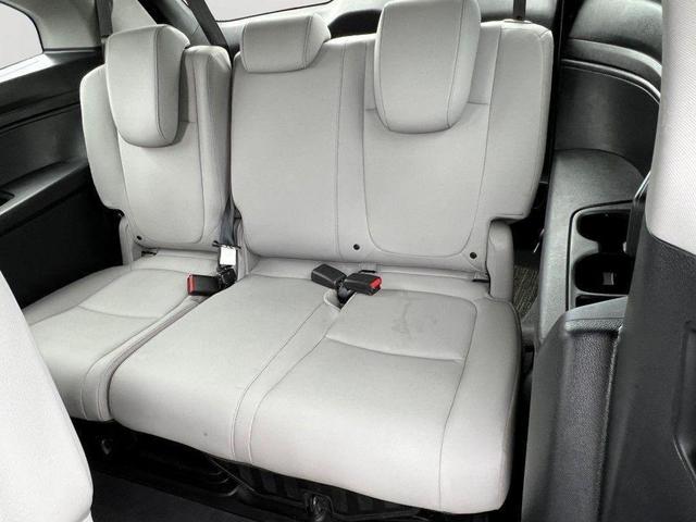 Photo of 2022 Crystal Black Pearl Honda Odyssey