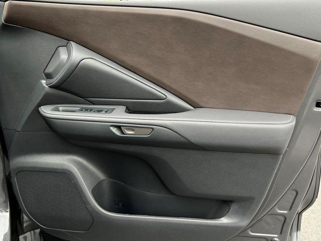 Photo of 2025 Cloudburst Gray Lexus TX 350