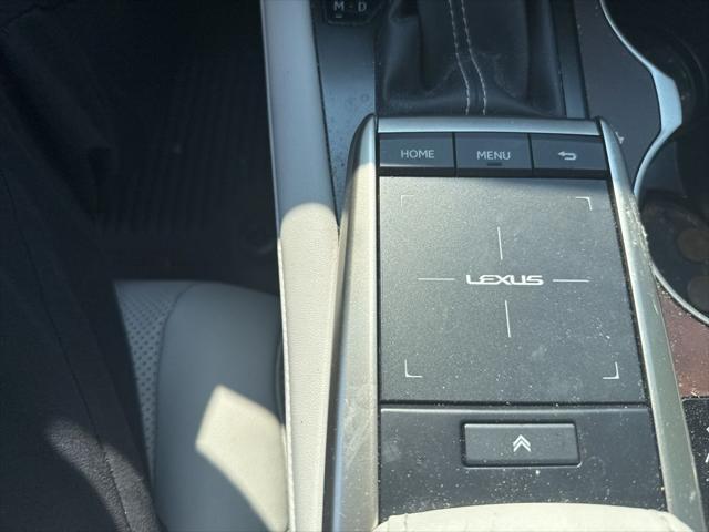 Photo of 2022 Mica Lexus RX 350