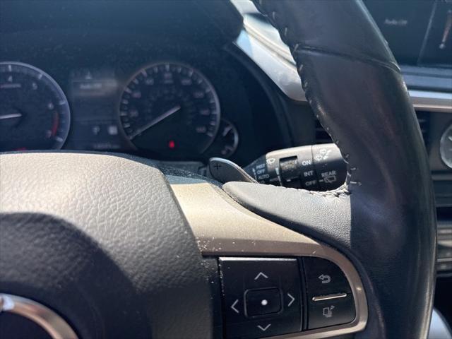 Photo of 2022 Mica Lexus RX 350