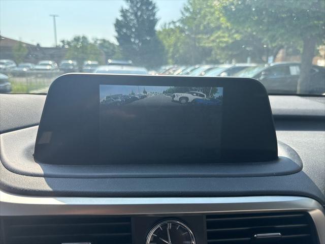 Photo of 2022 Mica Lexus RX 350