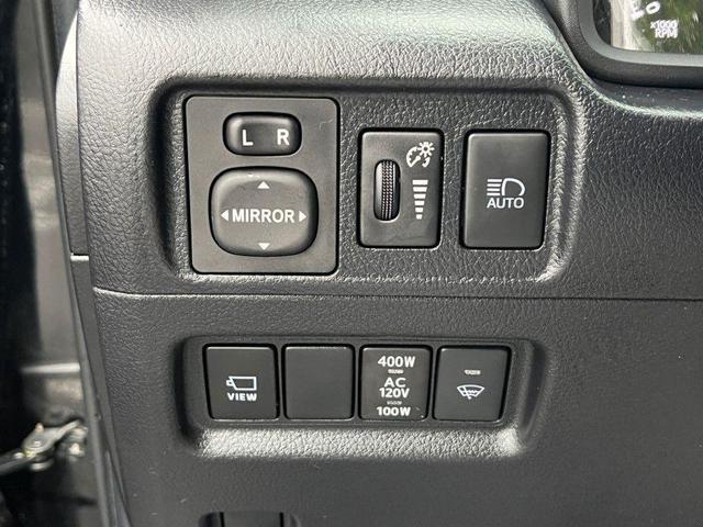 Photo of 2023 Midnight Black Metallic Toyota 4Runner