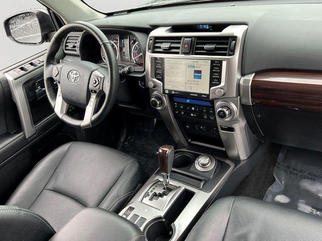 Photo of 2023 Midnight Black Metallic Toyota 4Runner