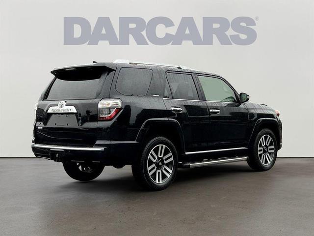 Photo of 2023 Midnight Black Metallic Toyota 4Runner