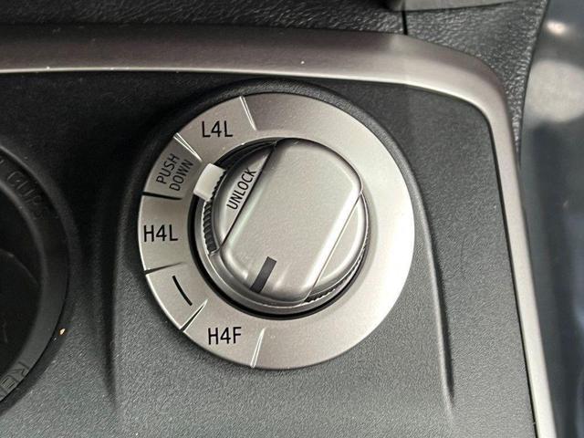 Photo of 2023 Midnight Black Metallic Toyota 4Runner