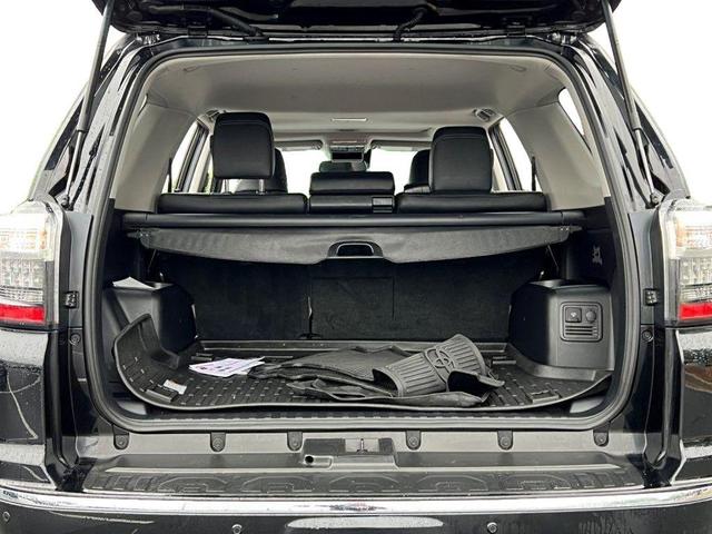 Photo of 2023 Midnight Black Metallic Toyota 4Runner