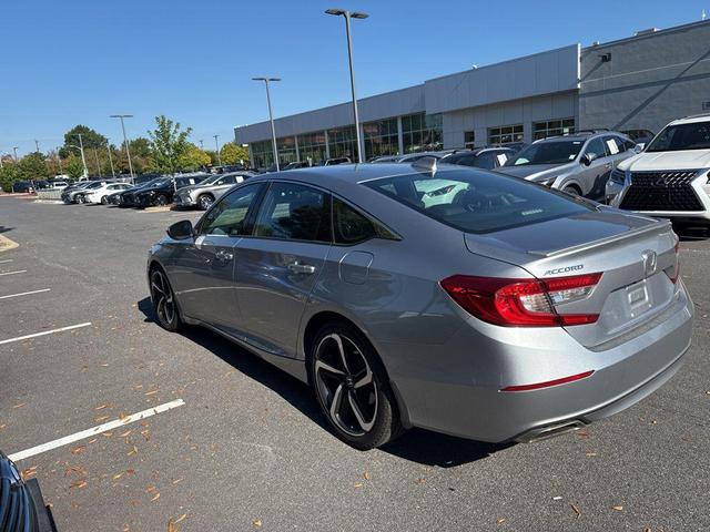 Photo of 2020 Lunar Silver Metallic Honda Accord