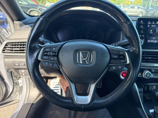 Photo of 2020 Lunar Silver Metallic Honda Accord