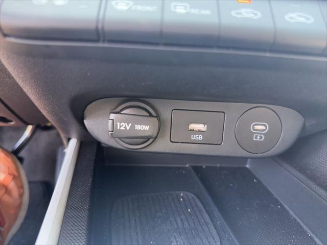 Photo of 2025 Abyss Black Hyundai ELANTRA