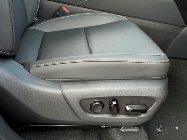 Photo of 2025 Matador Red Mica Lexus RX 350