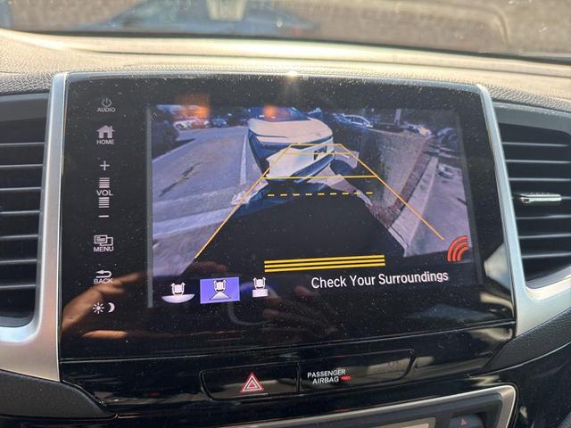 Photo of 2017 Crystal Black Pearl Honda Pilot