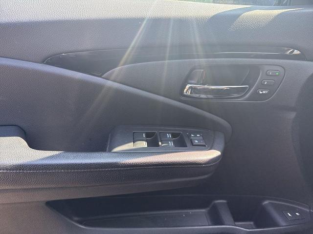Photo of 2017 Crystal Black Pearl Honda Pilot
