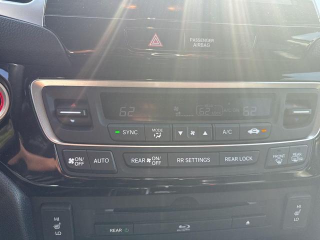 Photo of 2017 Crystal Black Pearl Honda Pilot