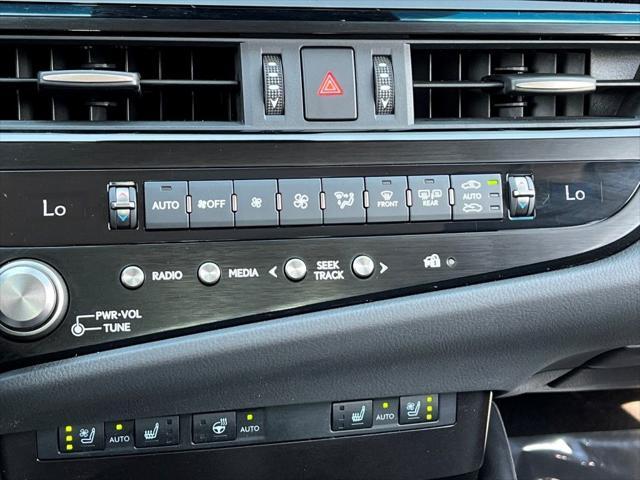 Photo of 2024 Cloudburst Gray Lexus ES 350